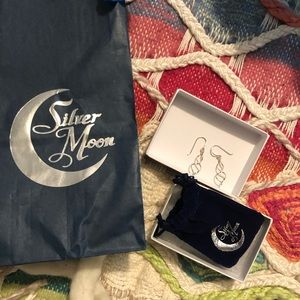 Brand New w/packaging Silver Earrings